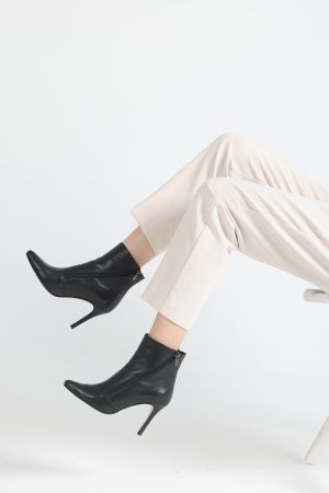 Aria Siyah Çift Fermuarlı Topuklu Bot